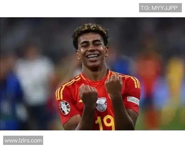 足球偶像的成长之路:从草根到巅峰的励志故事 足球偶像的成长之路:从草根到巅峰的励志故事