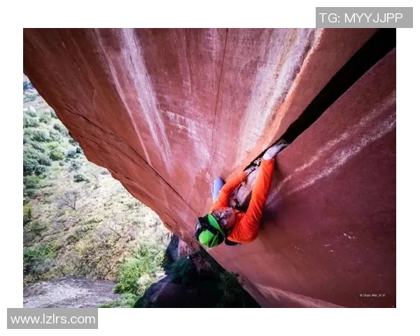 成都攀岩队在极限运动会中的力量表现与技术分析 成都攀岩队在极限运动会中的力量表现与技术分析